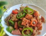 Foto langkah ke 3 dari resep Tumis Daging Cabe Gendot.
