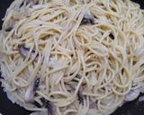 Foto langkah ke 5 dari resep Spaghetti creamy mushroom.