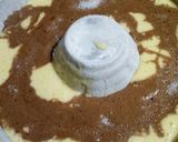 Foto del passaggio 4 della ricetta Ciambella bicolore