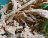 Foto del paso 4 de la receta: Budín de pan (sin cocción) con pasas de uva