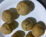 A picture of step 2 of Raw Banana Bomb.