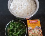 વધારેલા ભાત (Vagharela Bhat Recipe In Gujarati) રેસીપી સ્ટેપ1ફોટો