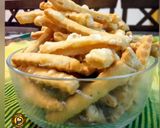 A picture of step 1 of Layered Namakpaara And Nimki.