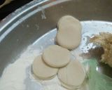 A picture of step 5 of Suji mawa gujhiya.