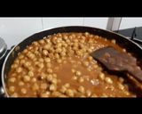 A picture of step 3 of Punjabi Chole Masala.