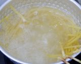 Foto langkah ke 1 dari resep Fettucini Carbonara.