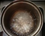 A picture of step 2 of STRONG CINNAMON TEA😉.