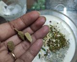 A picture of step 3 of Pista kulfi.