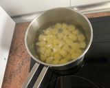 Foto del paso 1 de la receta Atún con tomate y patatas