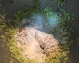 Foto del paso 5 de la receta: Cupcakes de calabacín thermomix - cupcakes salados