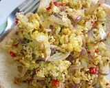 A picture of step 5 of Cabbage incorporated fried egg.