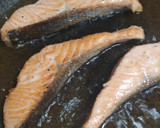 Foto del paso 1 de la receta: Salmón a la crema de limón