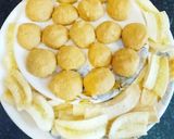 A picture of step 2 of Besan ladoo.