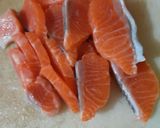 Foto langkah ke 1 dari resep Salmon Crispy.
