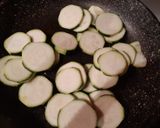 Une image de l'étape 7 de Échine de porc marinée et ses petits légumes.