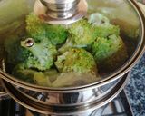 Foto del paso 1 de la receta: Brócoli al horno en salsa de champiñones verde