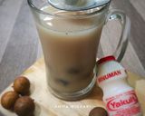 Foto langkah ke 3 dari resep Teh Lengkeng Yakult.