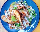 A picture of step 9 of Grilled turkey, pear and walnut salad with blue cheese dressing.