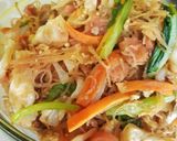Foto langkah ke 5 dari resep Bihun Goreng Spesial.