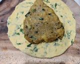 A picture of step 4 of Methi Aloo Paratha.