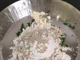 मेथी मसाला पुरी. (methi masala puri recipe in marathi)