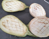 Foto del paso 3 de la receta: Berenjenas rellenas de sobras