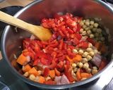 Une image de l'étape 13 de Soupe de pois chiches, carottes, poivron et lard.