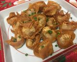 A picture of step 8 of Pork Fried Wantan.