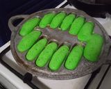 Foto langkah ke 5 dari resep Pukis pandan.