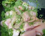 Foto langkah ke 3 dari resep Kaeng Khiao Wan Gai (Green Chicken Curry).