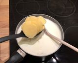 A picture of step 3 of Dauphinois Potatoes.