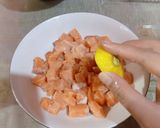 Foto langkah ke 2 dari resep Salmon kani mentai.