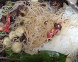 Foto langkah ke 7 dari resep Bihun Cabe Ijo.