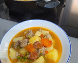 Foto del paso 5 de la receta: Estofado de cerdo con chorizo y guisantes