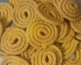 A picture of step 5 of Chakli.