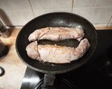 Sertésszűz fűszeres cseresznye mártással recept fázis 1 fotója