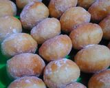 Foto langkah ke 4 dari resep Donat isi / bomboloni.