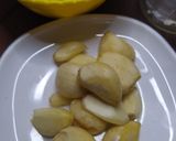 Foto del paso 3 de la receta: Cómo Pelar ajo sin que quede olor en las manos