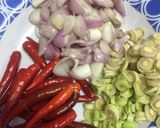 รูปขั้นตอนการทำที่ 1 ของ หมกหน่อไม้ไก่สับ(ฮาลาล)