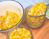 Foto langkah ke 4 dari resep Jagung Creamy Keju Lumer: Takjil Nusantara Favorit.
