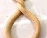 Une image de l'étape 4 de Bretzels sucrés.