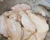 รูปขั้นตอนการทำที่ 4 ของ ปีกไก่ทอดน้ำปลากรอบนอกนุ่มใน หม้อทอดไร้น้ำมัน