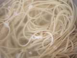 Spaguetti de espinaca y jamón