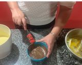 Foto del paso 3 de la receta: Bizcochuelo súper húmedo a baño María