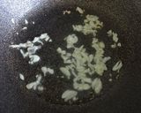 รูปขั้นตอนการทำที่ 2 ของ ใบเหลียงผัดไข่