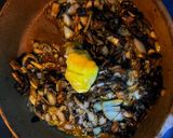 Foto langkah ke 3 dari resep Chicken Creamy Mushroom Sauce.