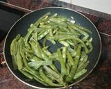 Foto del paso 2 de la receta: Medallones de salmón a la plancha con judías verdes y arroz blanco