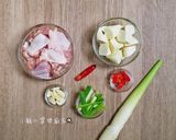 筊白筍燒雞的食譜步驟1照片