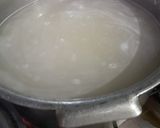 A picture of step 3 of Singaporean rice.