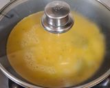 Foto del paso 2 de la receta: Omelette de pechuga de pavo y aguacate